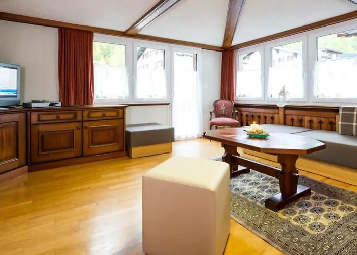 아파트 Alpenroesli By Interhome 사스-알마겔